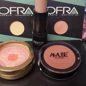 Blush and highlighter bundle